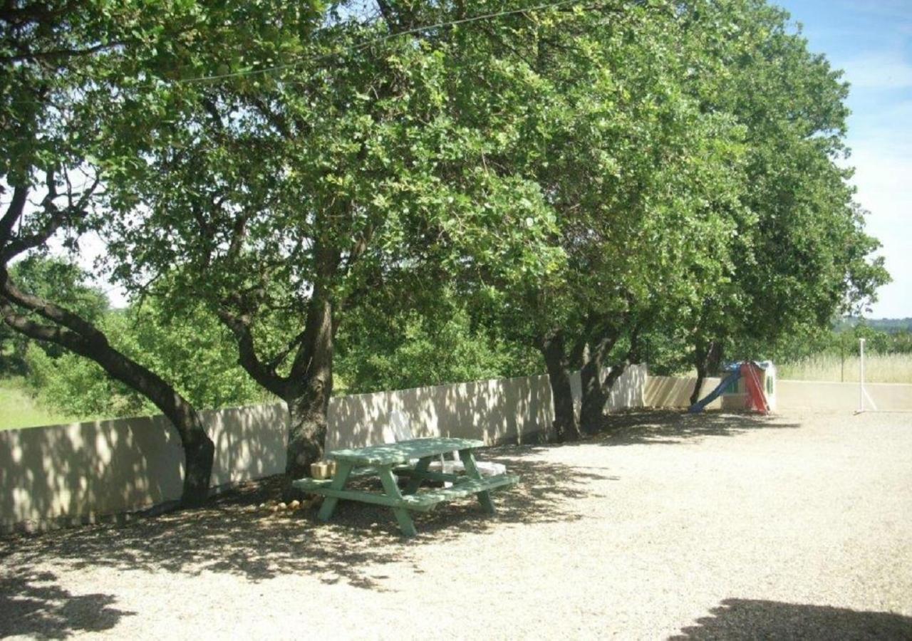 Bed and Breakfast Les Chenes De Da-Li Lezignan-la-Cebe Exterior foto